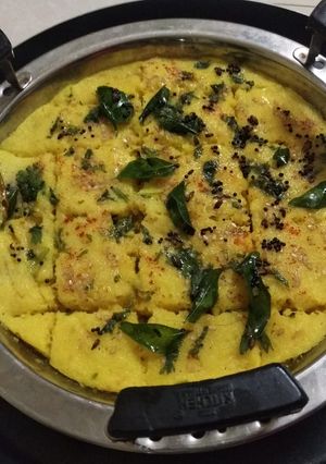 A picture of Left over roti dhokla.