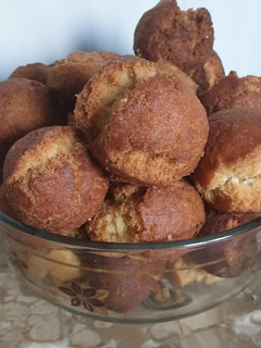 Una foto de Buñuelos crujientes de anís