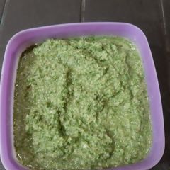 A picture of Pudina chutney.