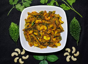 A picture of Kaju Karela Sabji.
