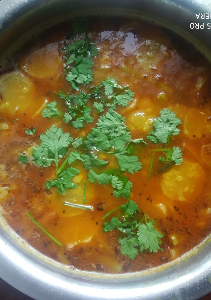 பிஞ்சு தண்டு கீரை முள்ளங்கி சாம்பார் செய்முறை முக்கிய புகைப்படம்