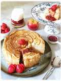 Apple Caramel Cheese Cake With Strawberry Sauce