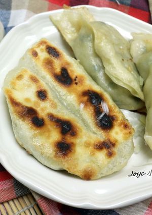 A picture of Handmade Pan-Fried Dumplings (Guotie).