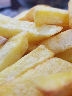 عکسی از دستور سیب زمینی سرخ کرده رستورانی