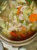 Sop ayam mirip pak min
