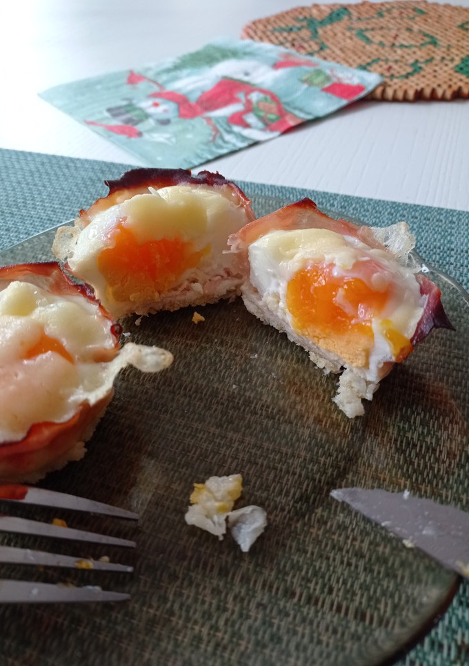 Una foto de Huevos en el horno