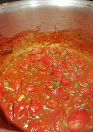 Una foto de Salsa de tomates cherry reventados