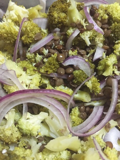 Una foto de Ensalada de brócoli y lentejas