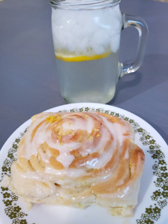 A picture of Lemon Rolls.