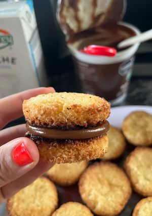 Una foto de Alfajorcitos de coco y dulce de leche