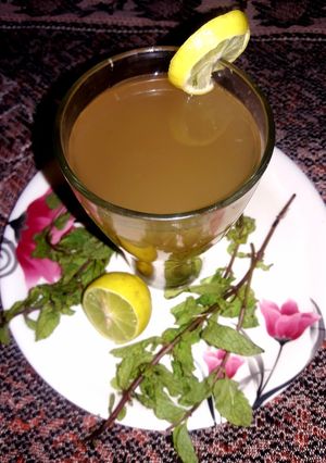 जीरा पुदीना टी (Jeera pudina tea recipes in Hindi) रेसिपी मुख्य फोटो