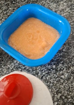 A picture of Muskmelon ice gola.