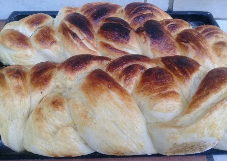 Recipe of Perfect Golden plaits