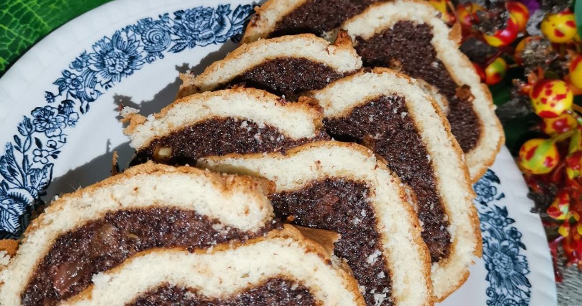 Przepis na Rolada Biszkoptowa Z Makiem I Galaretką autorstwa Kuchnia ...
