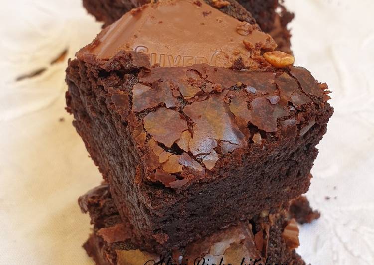 Cashew Silver Queen Brownies