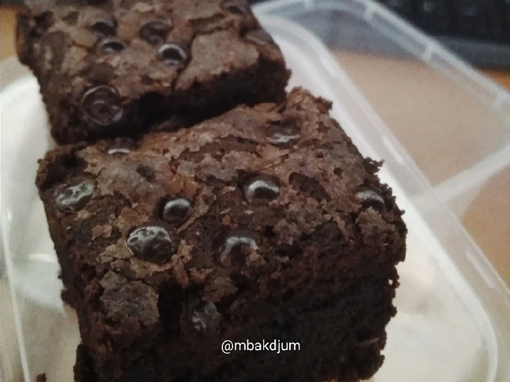Cara Mudah Membuat Resep Fudgy shiny crust brownie yang Bikin Ngiler Anti Ribet, Mantap
