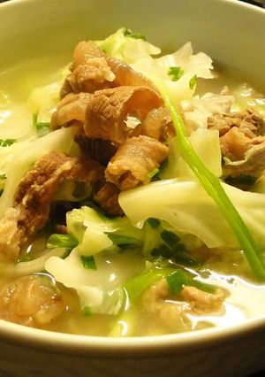 Hình của món Canh cải bắp gân bò.