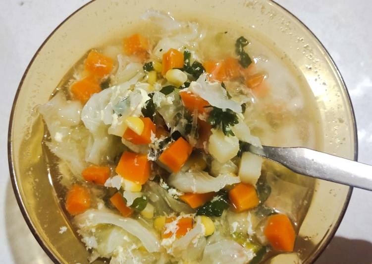Langkah Mudah untuk Menyiapkan Sayur sup andalan keluarga Anti Gagal