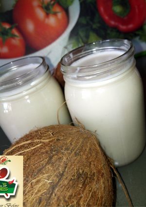 A picture of Coconut juice.