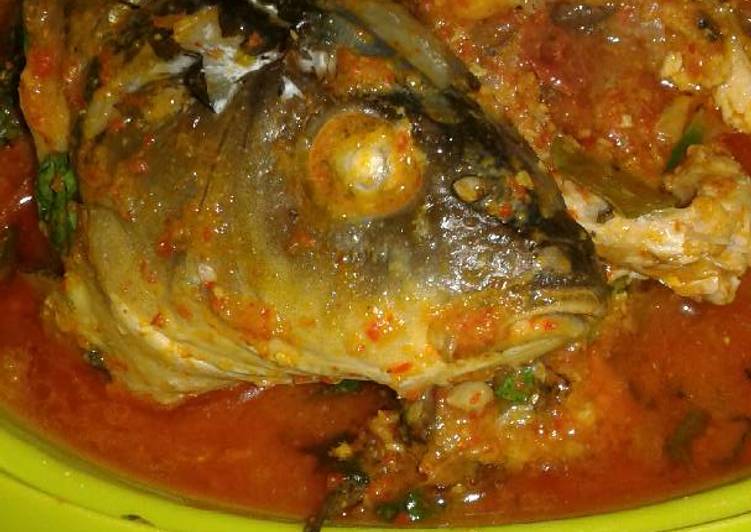 Cara mudah memasak Woku Ikan Mas Anti Gagal