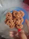 Kue semprit coklat