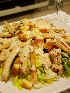 Una foto de Ensalada Cesar Light