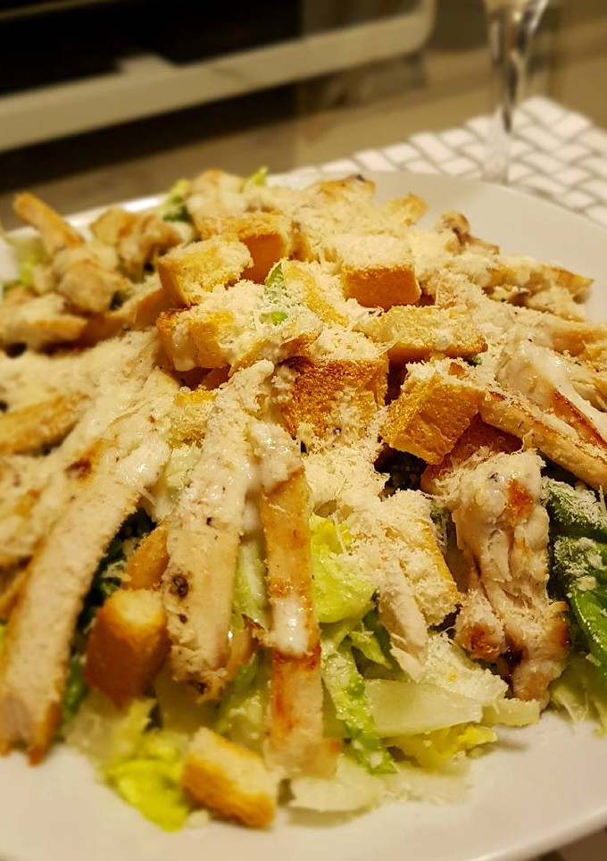 Una foto de Ensalada Cesar Light