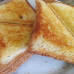 A picture of Toast bread.