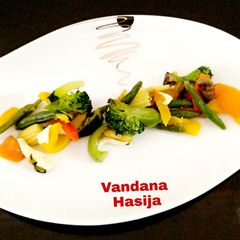 Stir Fry Veggies..Simple,quick,delicous,nutrious,wholesome meal A picture of Stir Fry Veggies..Simple,quick,delicous,nutrious,wholesome meal.