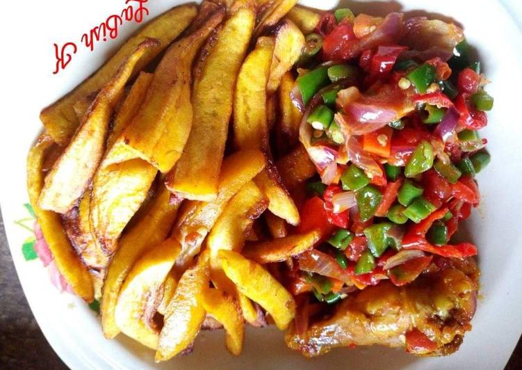 How to Make Favorite Fried plantain and sauce