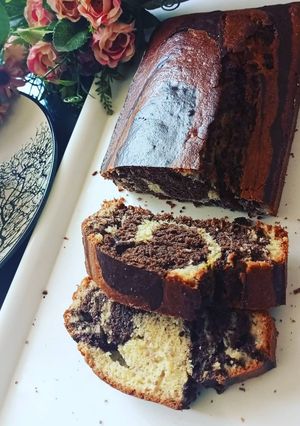 A picture of Banana marble pound cake.