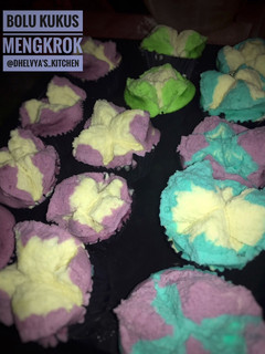 Foto resep Bolu kukus mekar "monster inc"