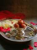 બ્રેડ ગુલાબજાંબુ.(Bread Gulab jamun Recipe in Gujarati)