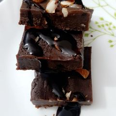 A picture of Fudgy Brownies.
