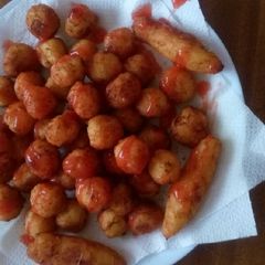 A picture of Potato tater tots.