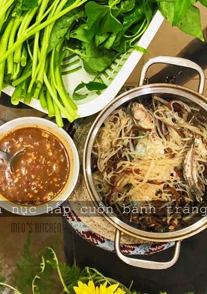 Hình của món Cá nục hấp cuốn bánh tráng.