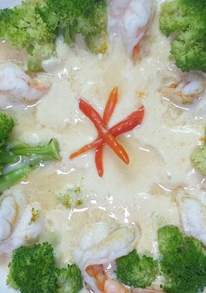 รูปของ กุ้งนึ่งนมสดผงกระหรี่