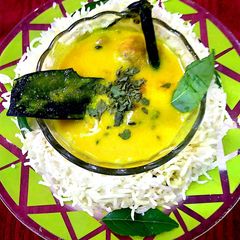 A picture of Kadhi Chawal.