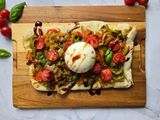 Pinsa Burrata, Poivrons & Tomates Cerises