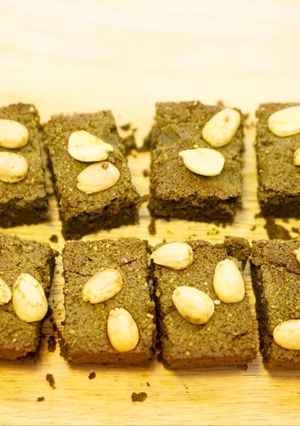 Foto resep Gluten Free Matcha Brownies 🍵