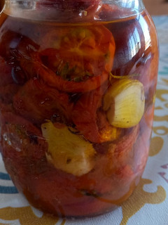 Una foto de Conserva de tomates cherry