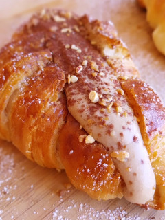 Una foto de Croissant de mantequilla relleno de ganache de café y cacao