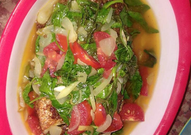 Bumbu memasak Ikan nila goreng saos kemangi yang simpel