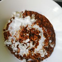 A picture of Spicy chocolate oats.