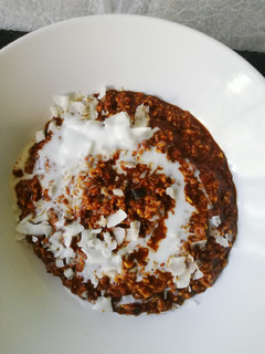A picture of Spicy chocolate oats.