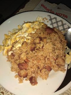 Foto resep Nasi goreng nugget simple