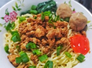 Foto resep Mie Ayam Special Minyak Bawang