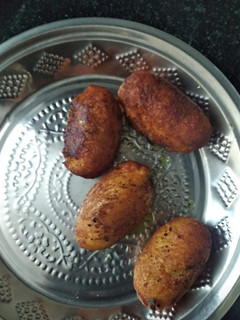 பிரட் கட்லட் செய்முறை முக்கிய புகைப்படம்