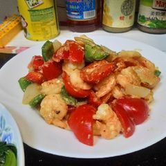 Stir fry shrimp and paprica A picture of Stir fry shrimp and paprica.