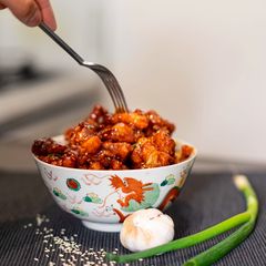 A picture of Korean Popcorn Fried Chicken.